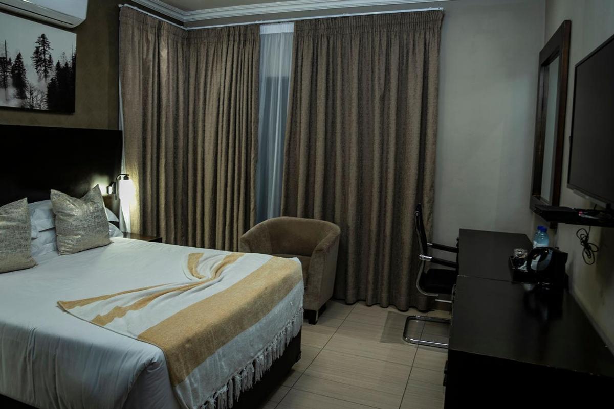 Peaconwood Boutique Villa Palapye Exteriör bild