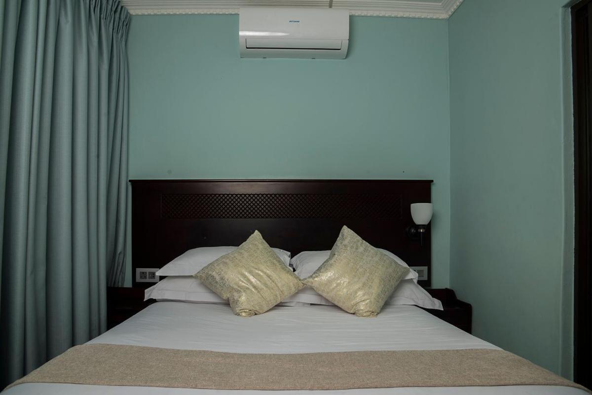 Peaconwood Boutique Villa Palapye Exteriör bild