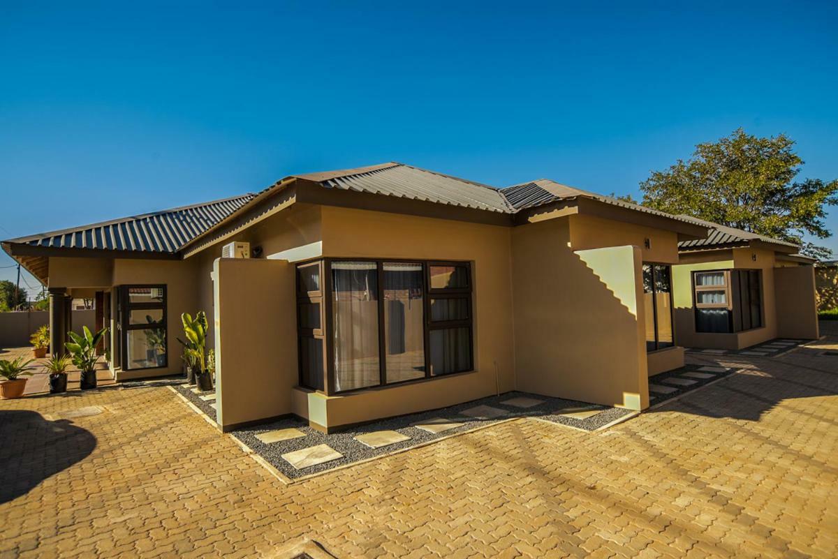 Peaconwood Boutique Villa Palapye Exteriör bild