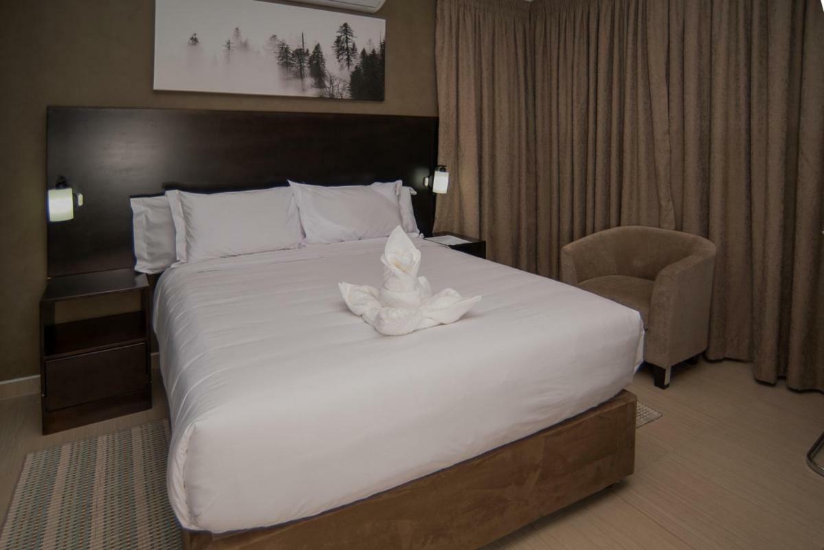 Peaconwood Boutique Villa Palapye Exteriör bild