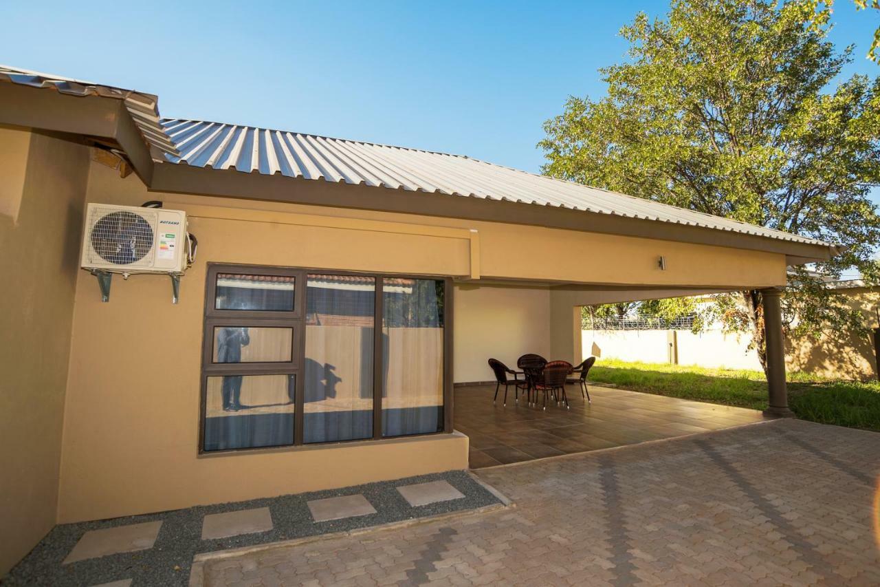 Peaconwood Boutique Villa Palapye Exteriör bild